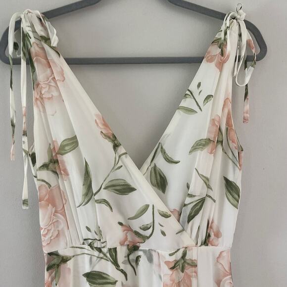 Lulu's Romantic Possibilities White Floral Print Maxi Dress Medium Princesscore - Picture 8 of 12